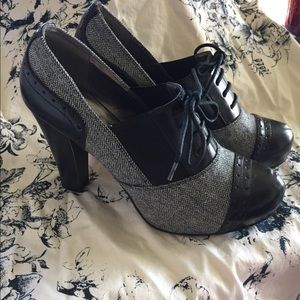 Oxford Heels